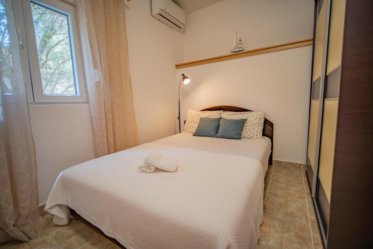 Apartments Novo Mulo Tivat Exteriör bild
