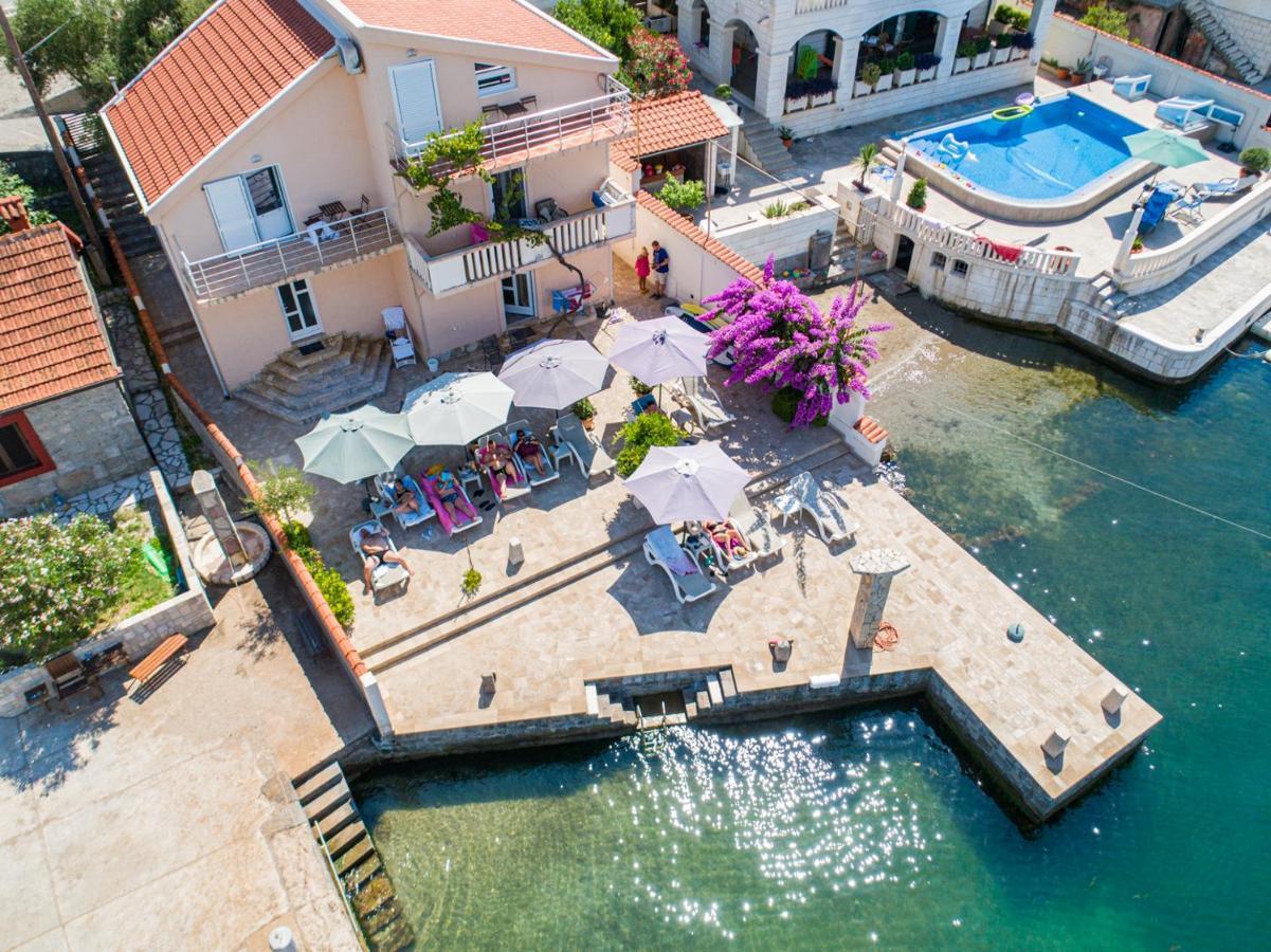 Apartments Novo Mulo Tivat Exteriör bild