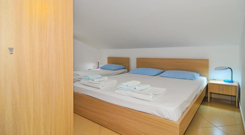 Apartments Novo Mulo Tivat Exteriör bild